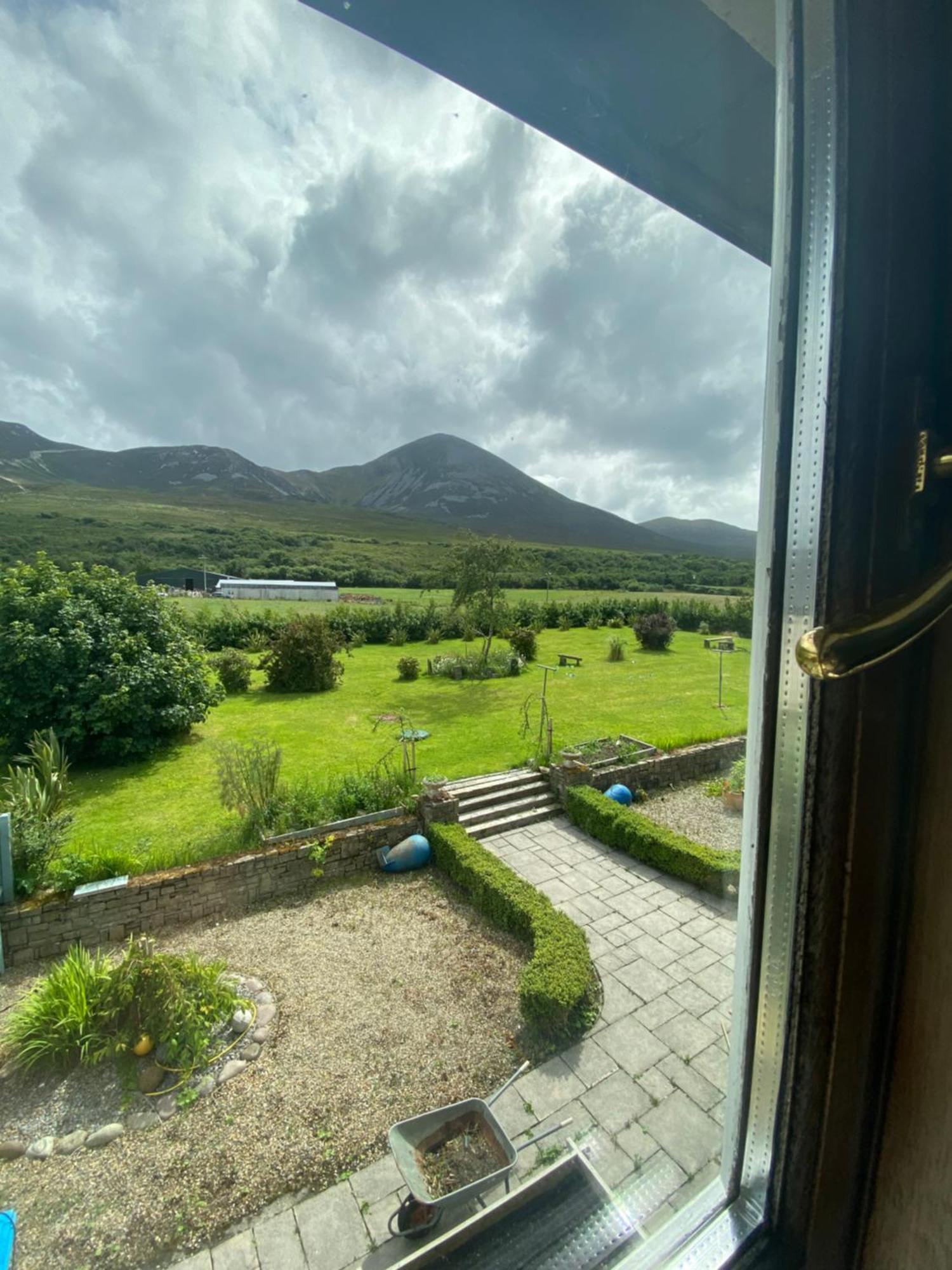 Croagh Patrick Lodge Apartment Westport Extérieur photo